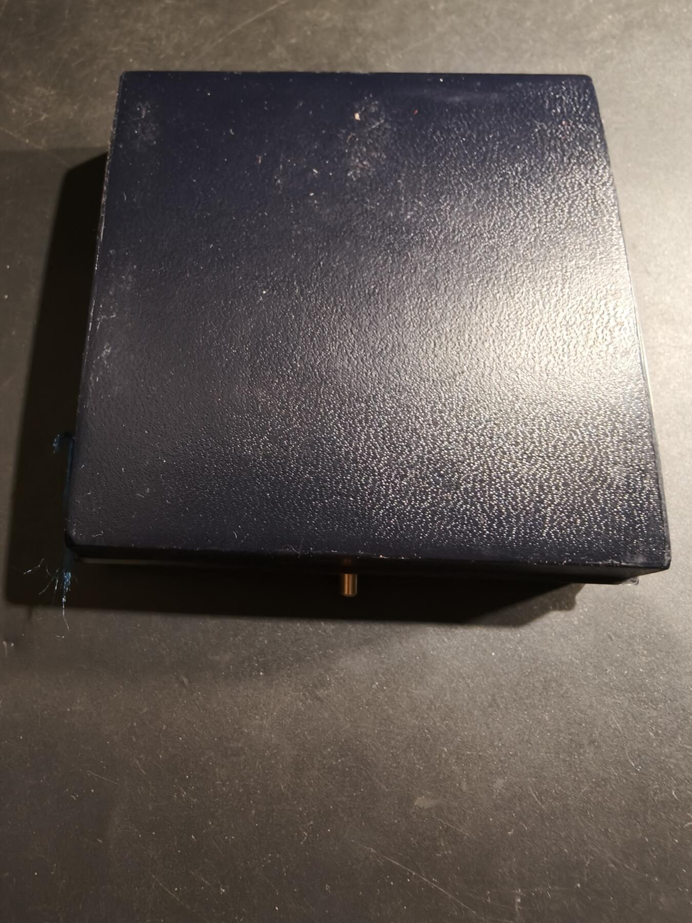 老王徽章第184期 法国1879年至1979年阿尔斯通-大西洋公司贝尔福工厂成立一百周年大铜章     原盒     直径80mm     重量250g