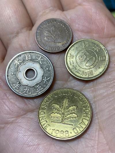 2026年第三十一场(总第二百场)英国一线回流散币新春特拍第三场(免佣金) 散币4枚:德国🇩🇪1970年1芬尼，1988年10芬尼，日本昭和22年50钱，大正九年5钱