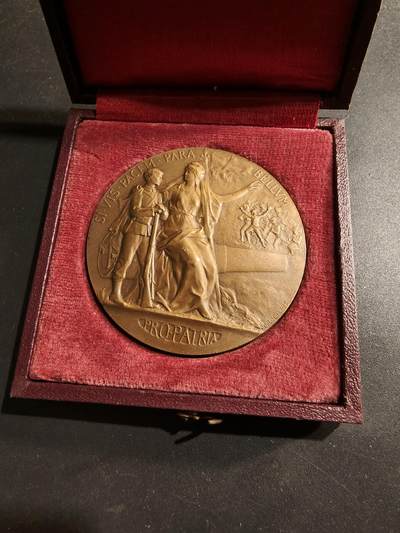 老王徽章第184期 - 法国战争部战争准备大铜章     原盒     直径50mm    重量63.7g