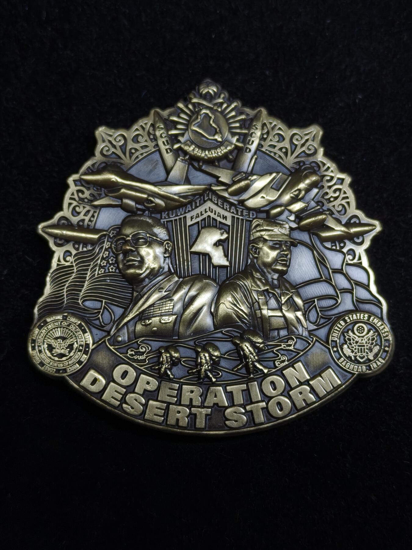 马到成功 迎新年  精品专场 沙漠风暴行动纪念章 60-70克大克重