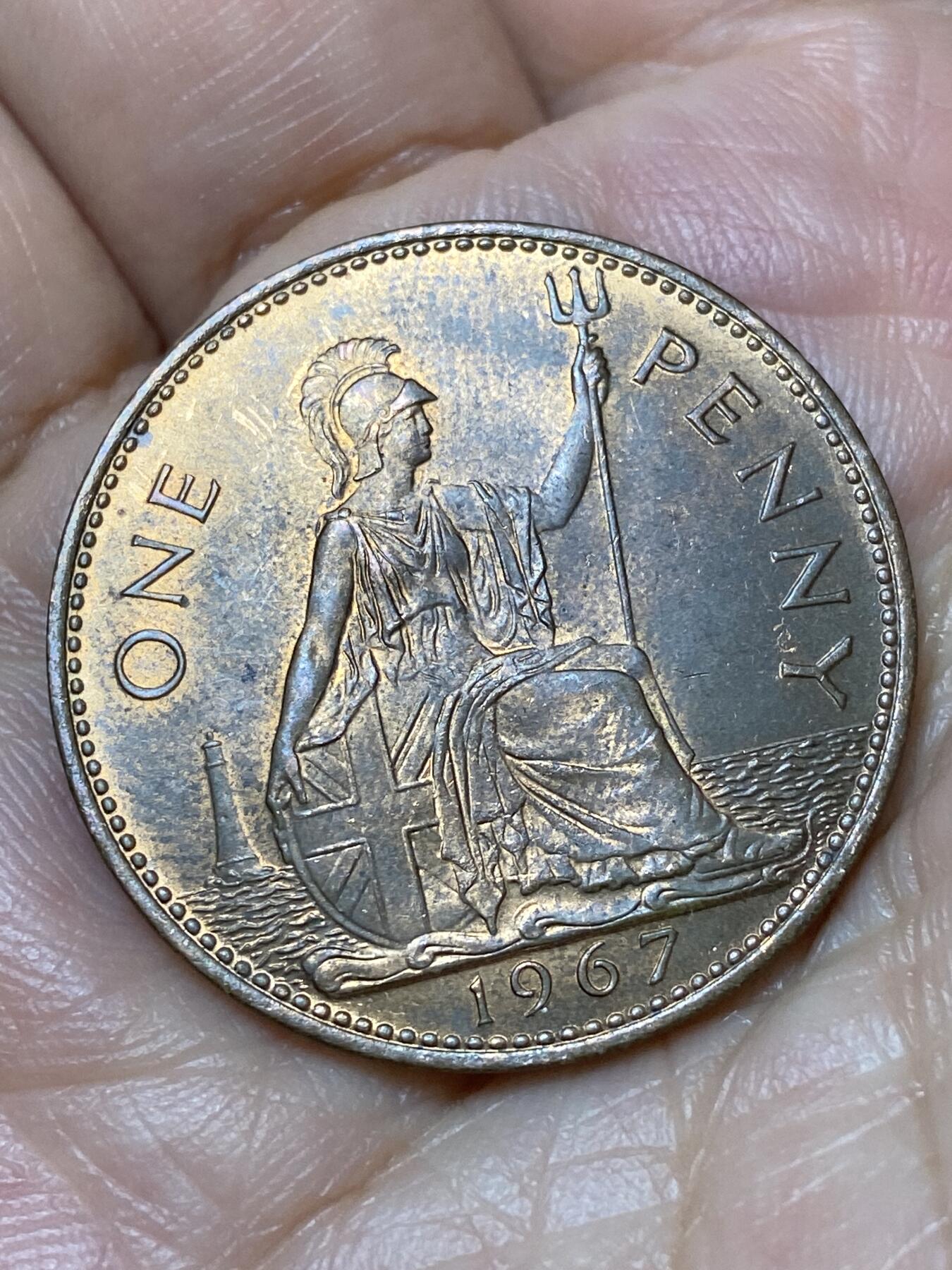 2026年第三十一场(总第二百场)英国一线回流散币新春特拍第三场(免佣金) 带光好品–英国🇬🇧1967年1便士(伊丽莎白二世青年桂冠第二版，普制币关门年)