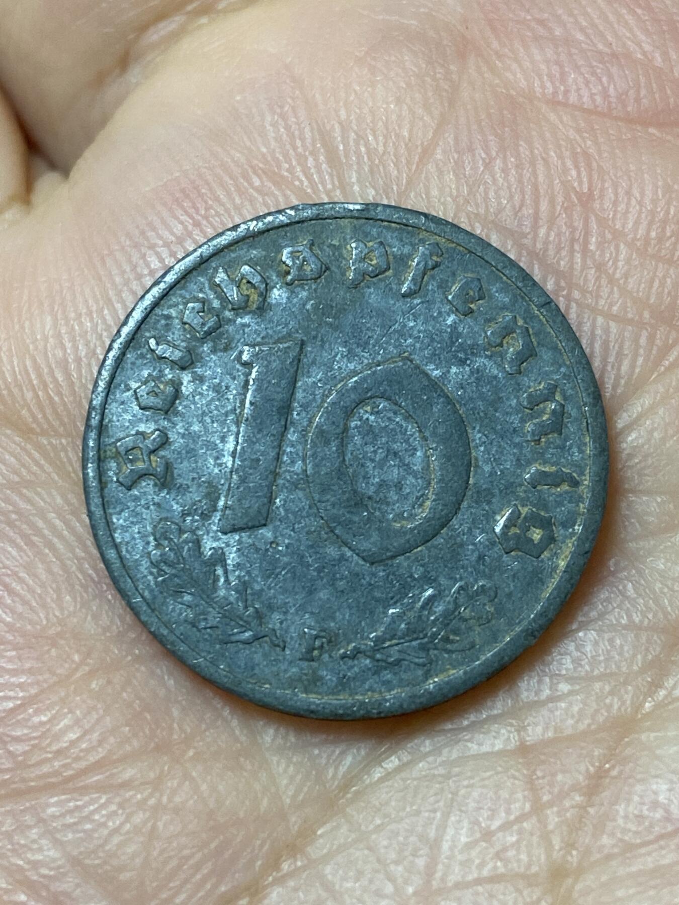 2026年第三十一场(总第二百场)英国一线回流散币新春特拍第三场(免佣金) 德意志第三帝国1942年10芬尼(F标，斯图加特造)