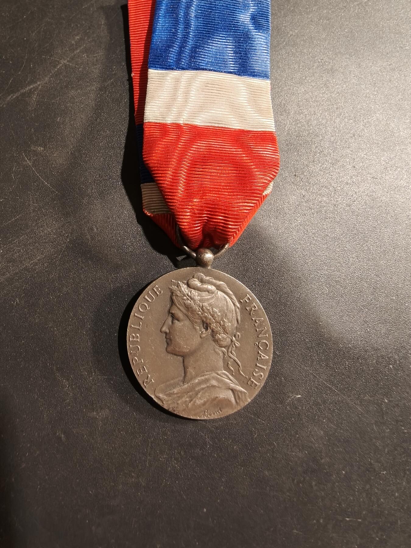 老王徽章第184期