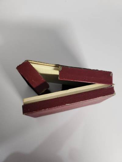 南水社第二次拍卖 民主德国社会活动家奖章 章体完好 盒子商鞅品相