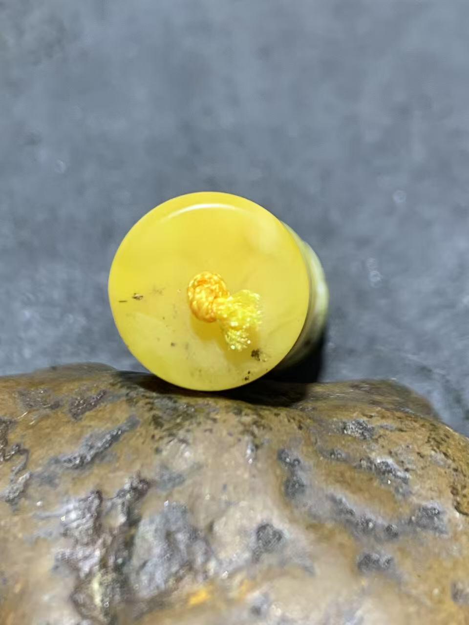 天然乌克兰蜜蜡随形通货隔片一组