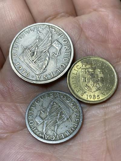 2026年第三十一场(总第二百场)英国一线回流散币新春特拍第三场(免佣金) 葡萄牙🇵🇹3枚：1976年5埃斯库多，1985年1埃斯库多，1965年2.5埃斯库多