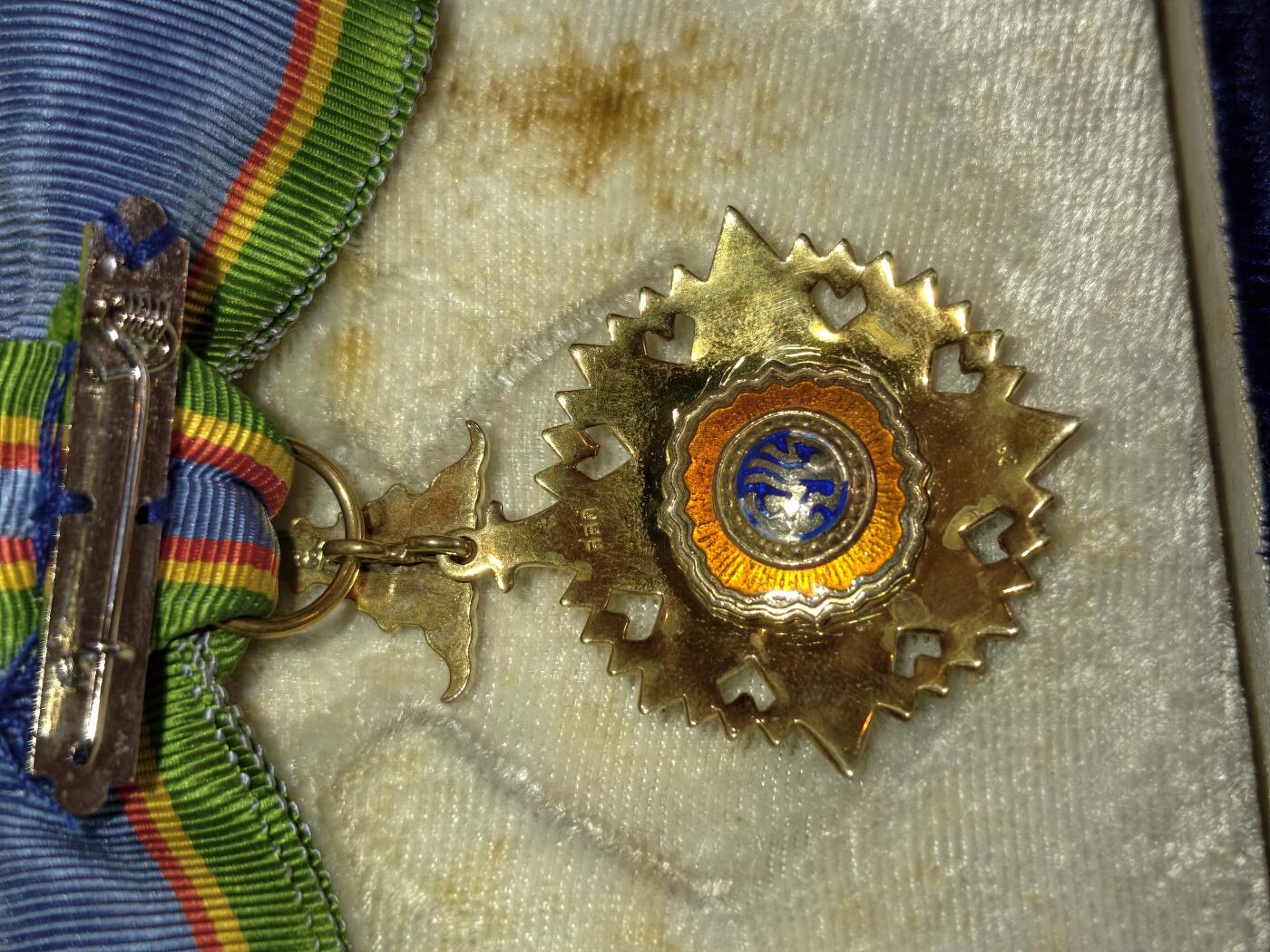 凯旋世界勋赏（持续上新中）（第22期新年大拍）（欢迎送拍）（对拍品有疑问请询问客服，不接受到手刀，出价默认拍品品相。请认真阅读拍卖规则！出价默认已认可！）（收到货请录制开箱视频，无视频概不处理问题。）