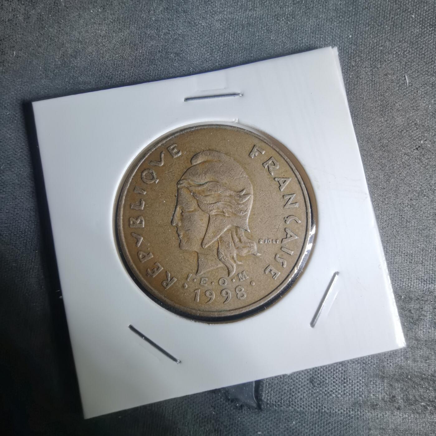 沼泽如烟--第1003场 法属新喀里多尼亚1998年100法郎