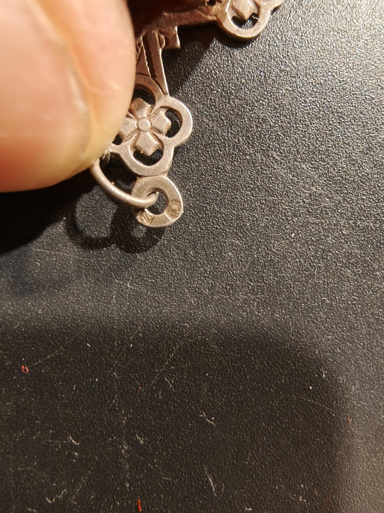 老王徽章第184期 法国天主教会十字架     螃蟹银标     1.7g