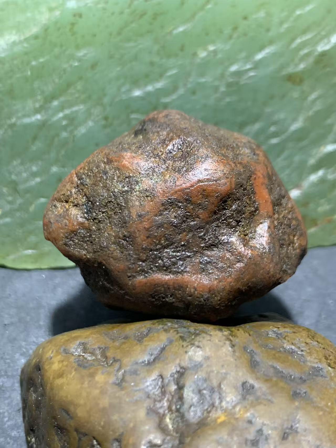 精美川料红皮开窗料荔枝冻南红玛瑙原石一颗