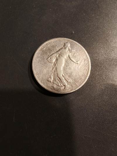 老王徽章第184期 - 法国1904年2法郎银币    播种女神    835银   10g