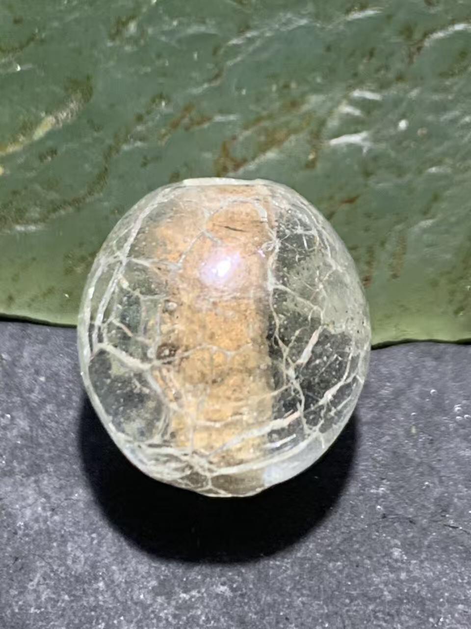 建国前后库存仿白水晶冰裂纹琉璃苹果珠一颗