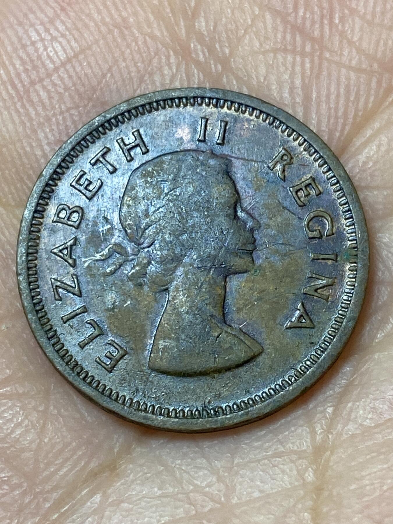 2026年第三十一场(总第二百场)英国一线回流散币新春特拍第三场(免佣金) 英属南非1957年1/4便士(等值1法新，伊丽莎白二世青年桂冠)