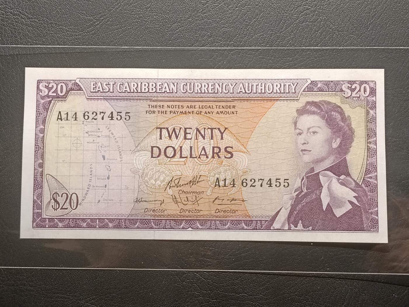【年后首拍！】2026二月第三期，总217期 东加勒比共同体1965版20元AUNC，戎装女王和椰林海滩，少见早期中高面值
