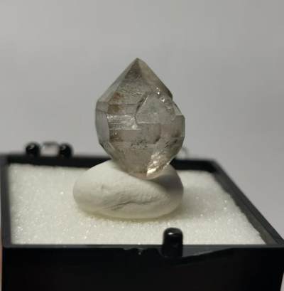 七河·世界世界币章杂件矿标化石小拍（总第38期） - 藏家出品 X735 云贵闪灵水晶原石 盒子矿 本件拍品由合作藏家邮寄