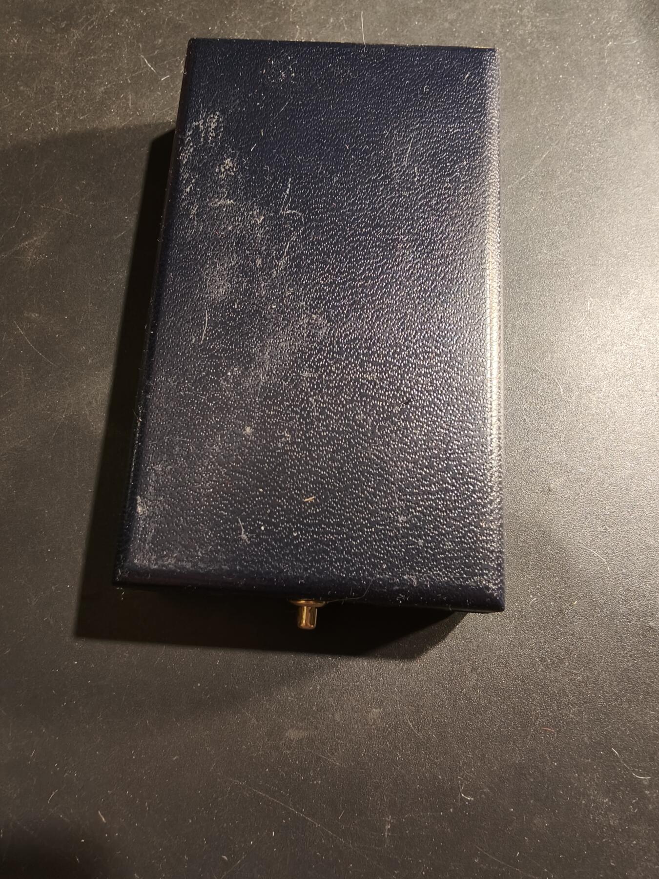 老王徽章第184期 科特迪瓦骑士级国家功勋勋章    原盒    法国代工版    800银镀金珐琅     23.3g 