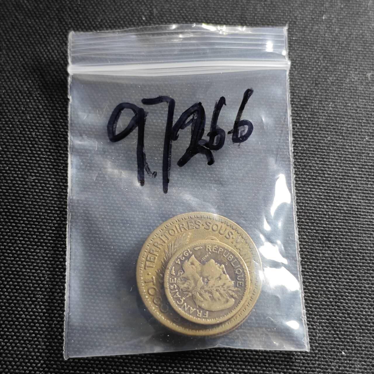 KK钱币收藏小铺  第397期 百期特怕（四拍之一） 2月预留时间 周末发货  1924法属多哥大小面值清年一套