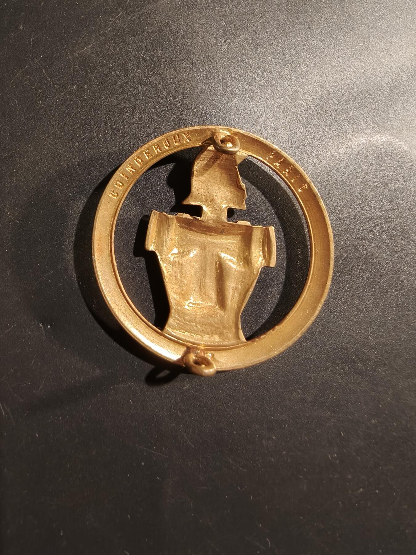 老王徽章第184期 法国通信兵贝雷帽徽