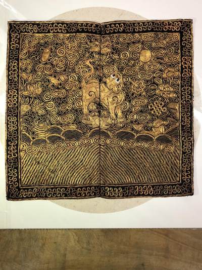 海外回流春节专场（三） - 法国回流清代六品（彪）盘金补子一对（品相好）