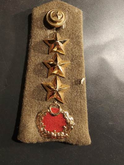 老王徽章第184期 - 土耳其陆军上校肩章