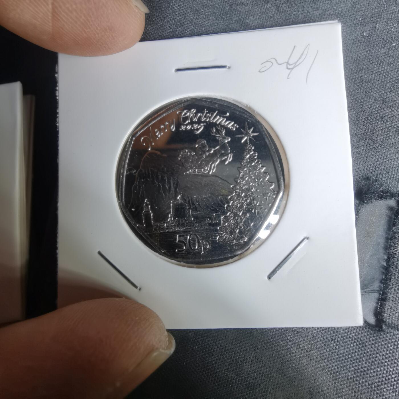 沼泽如烟--第1002场 2025年圣诞纪念币50便士