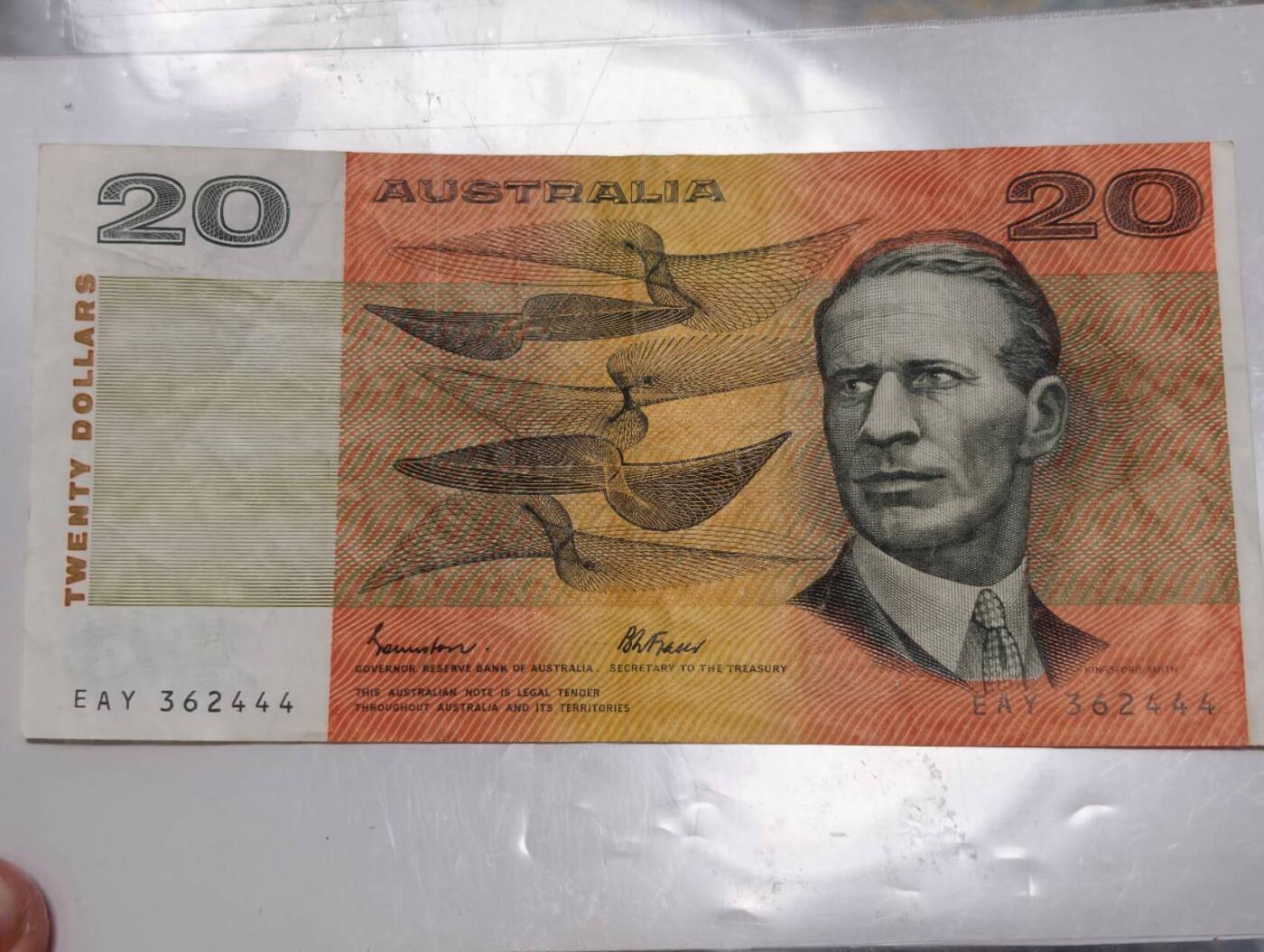 春节钱币瓷器清货捡漏拍场