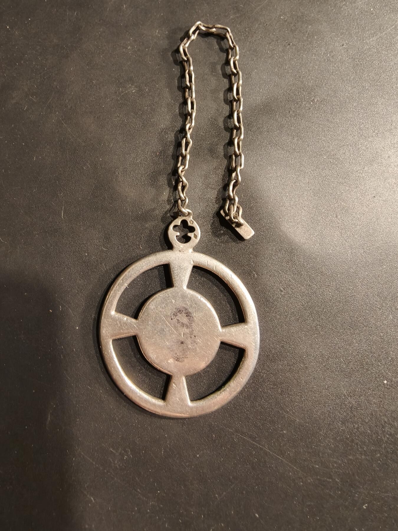 老王徽章第184期 法国银链子    螃蟹银标    19克