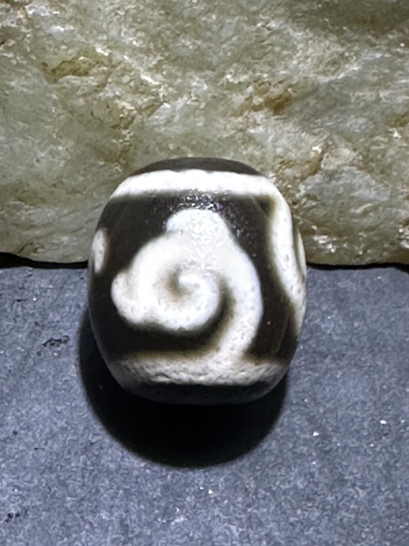 仅此一颗，精品藏传玛瑙度母天珠一颗，