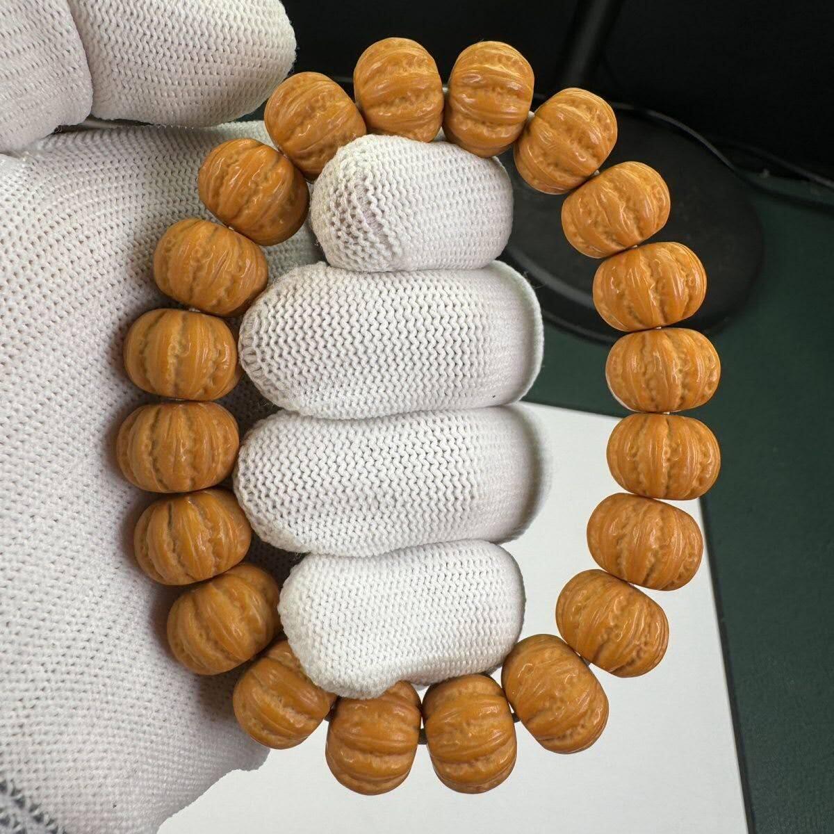 猴头精雕京八棱手串