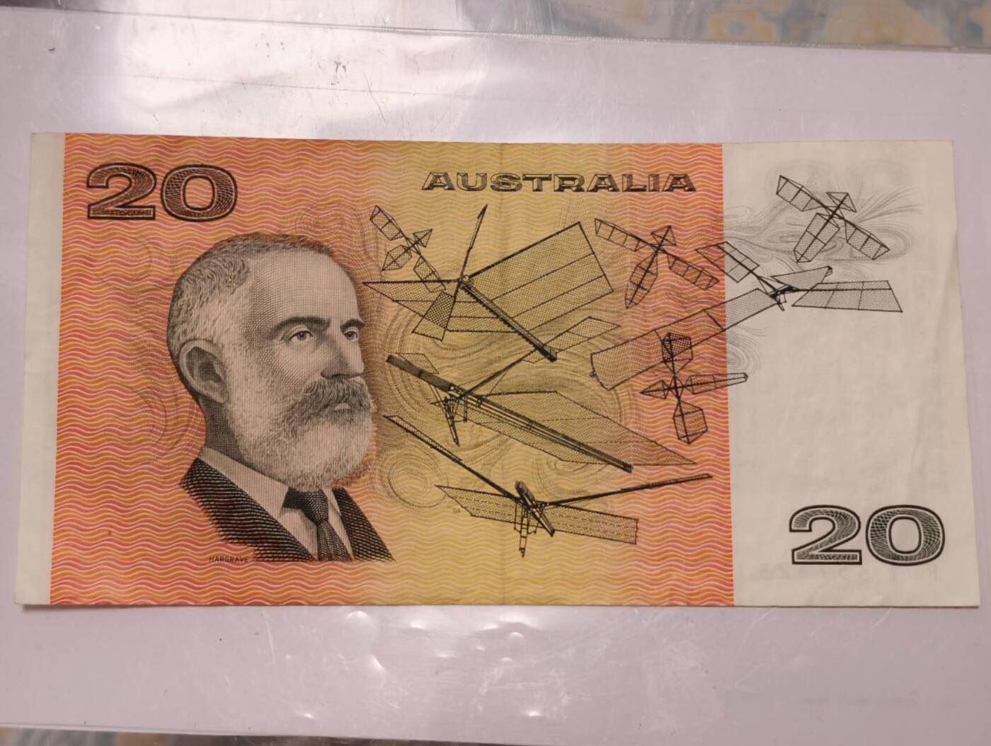 春节钱币瓷器清货捡漏拍场