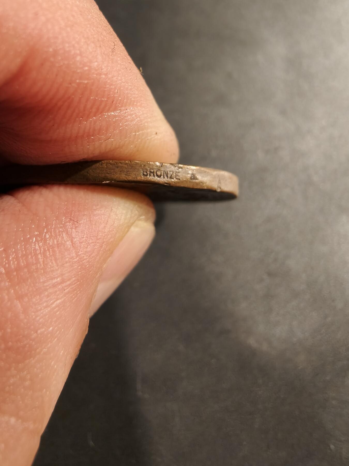 老王徽章第184期 法国自行车竞赛铜章    直径32mm    重量15.1g