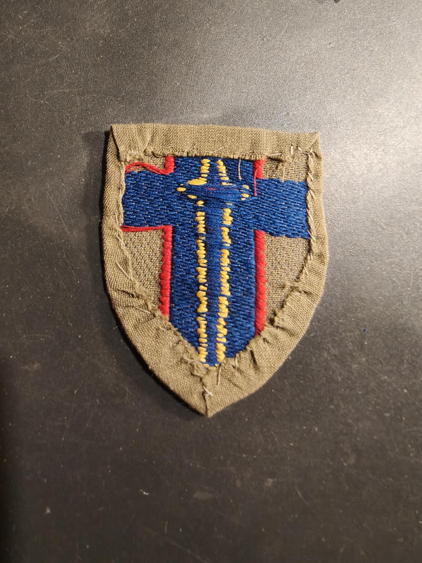 老王徽章第184期 二战英国陆军莱茵军团臂章