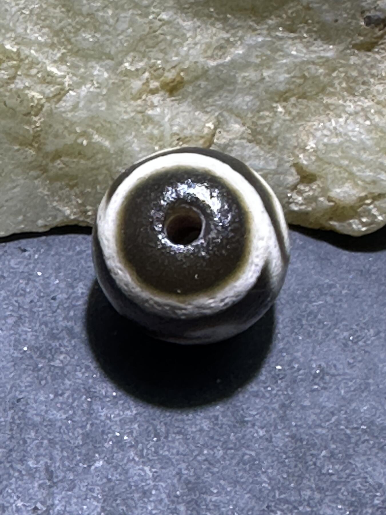 仅此一颗，精品藏传玛瑙度母天珠一颗，