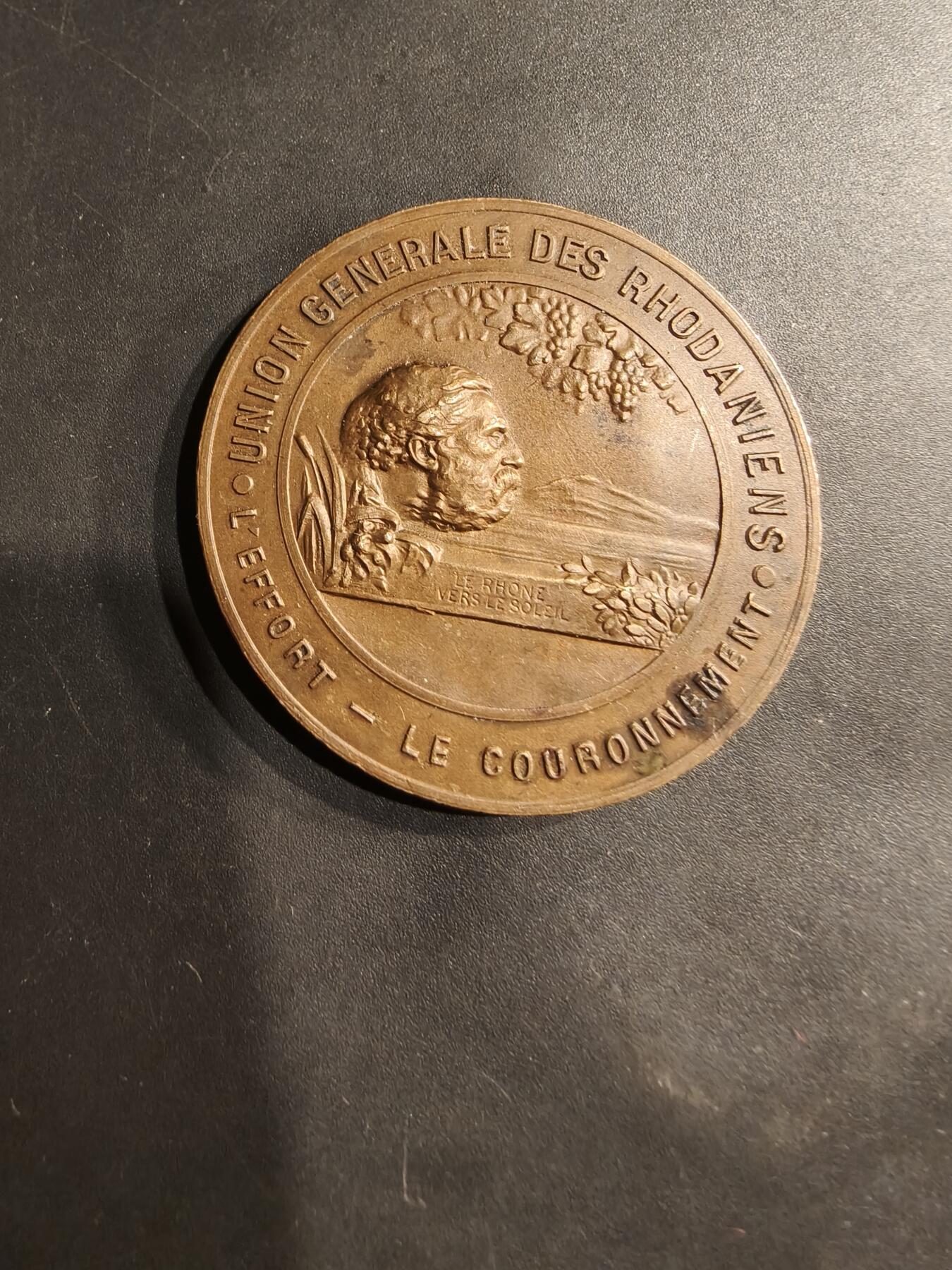 老王徽章第184期