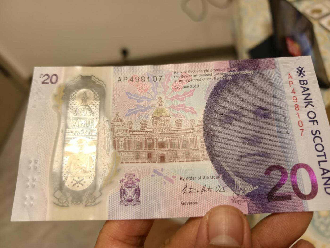 春节钱币瓷器清货捡漏拍场