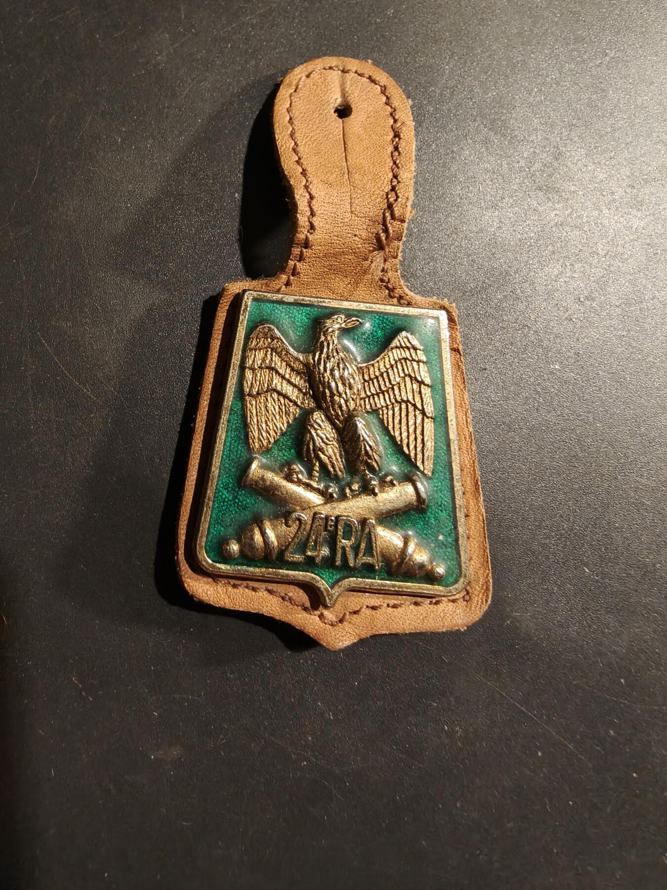 老王徽章第184期 法国第24炮兵团证章