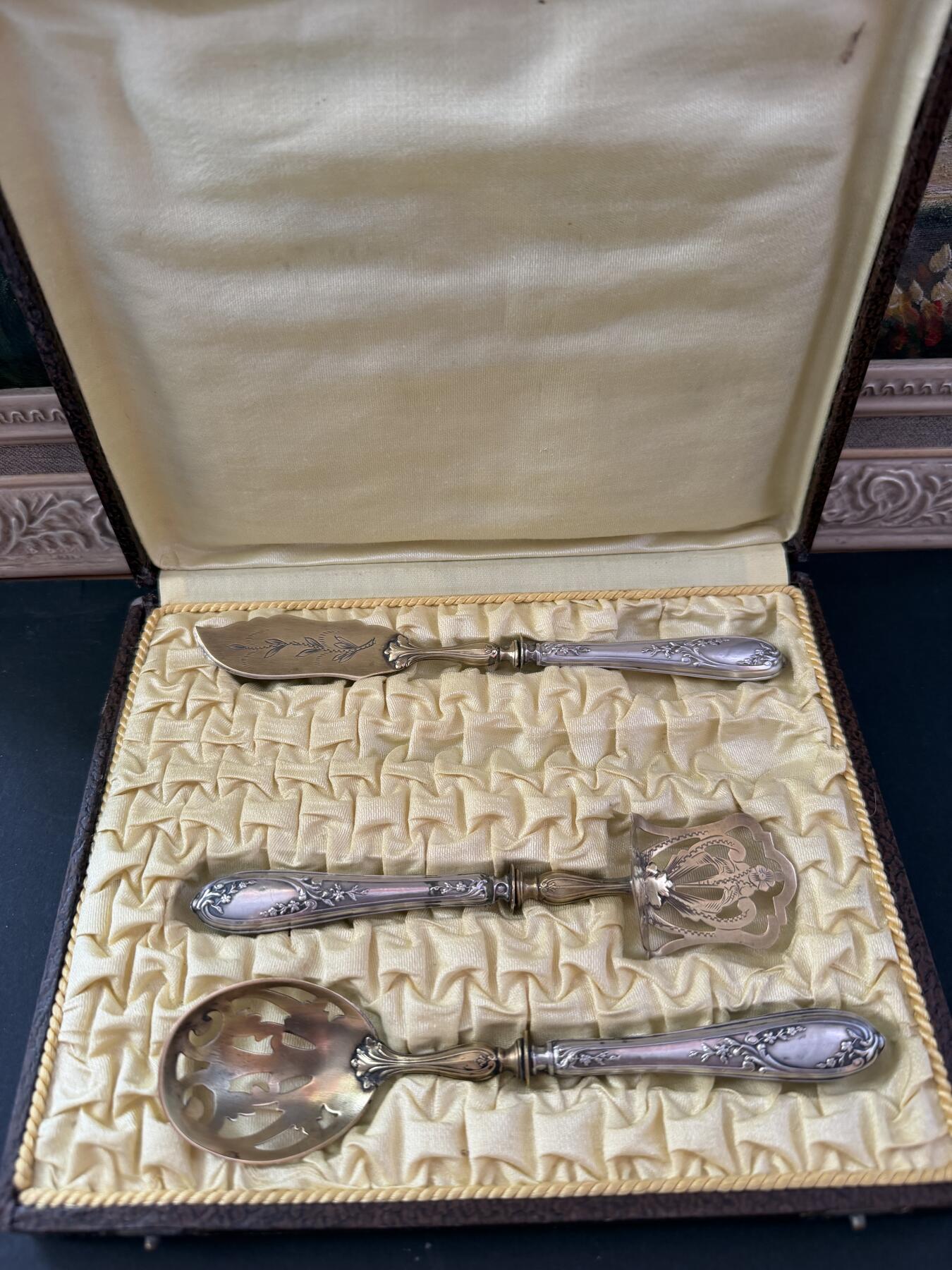 海外回流春节专场（三） 法国回流19世纪纯银餐具（左起：19.3cm，16.2cm，17cm，96.8g）