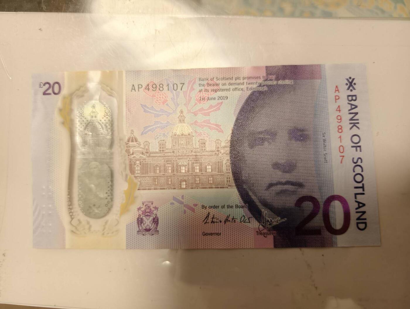 春节钱币瓷器清货捡漏拍场