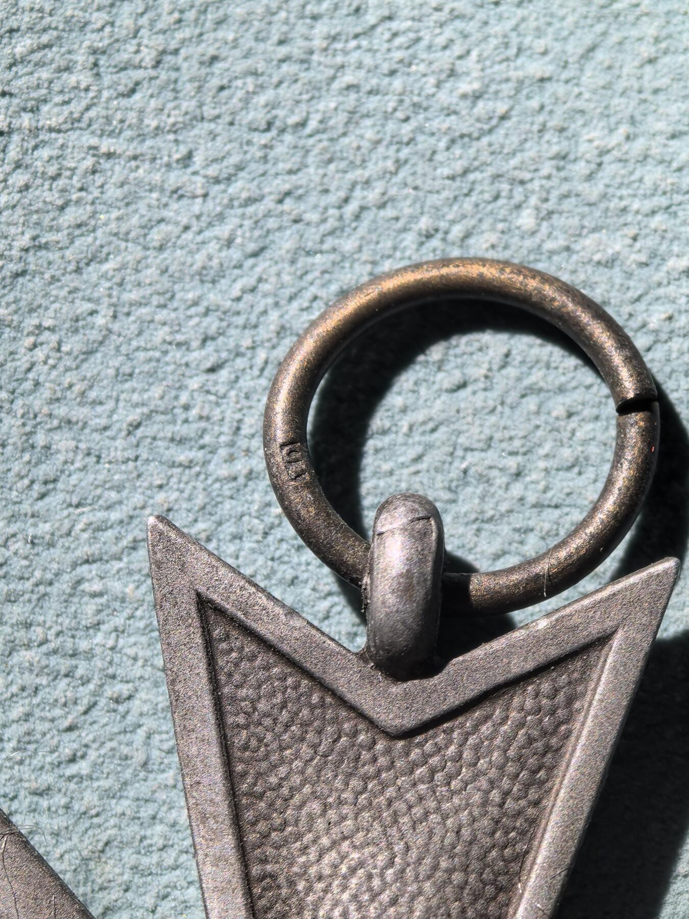 号角文化祝福各位藏友春节大吉马年入好藏 盛世勋华——号角文化勋章邮票专场拍卖第306期    德国（1939）二级佩剑战功十字勋章 带10厂厂标（Foerster & Barth）