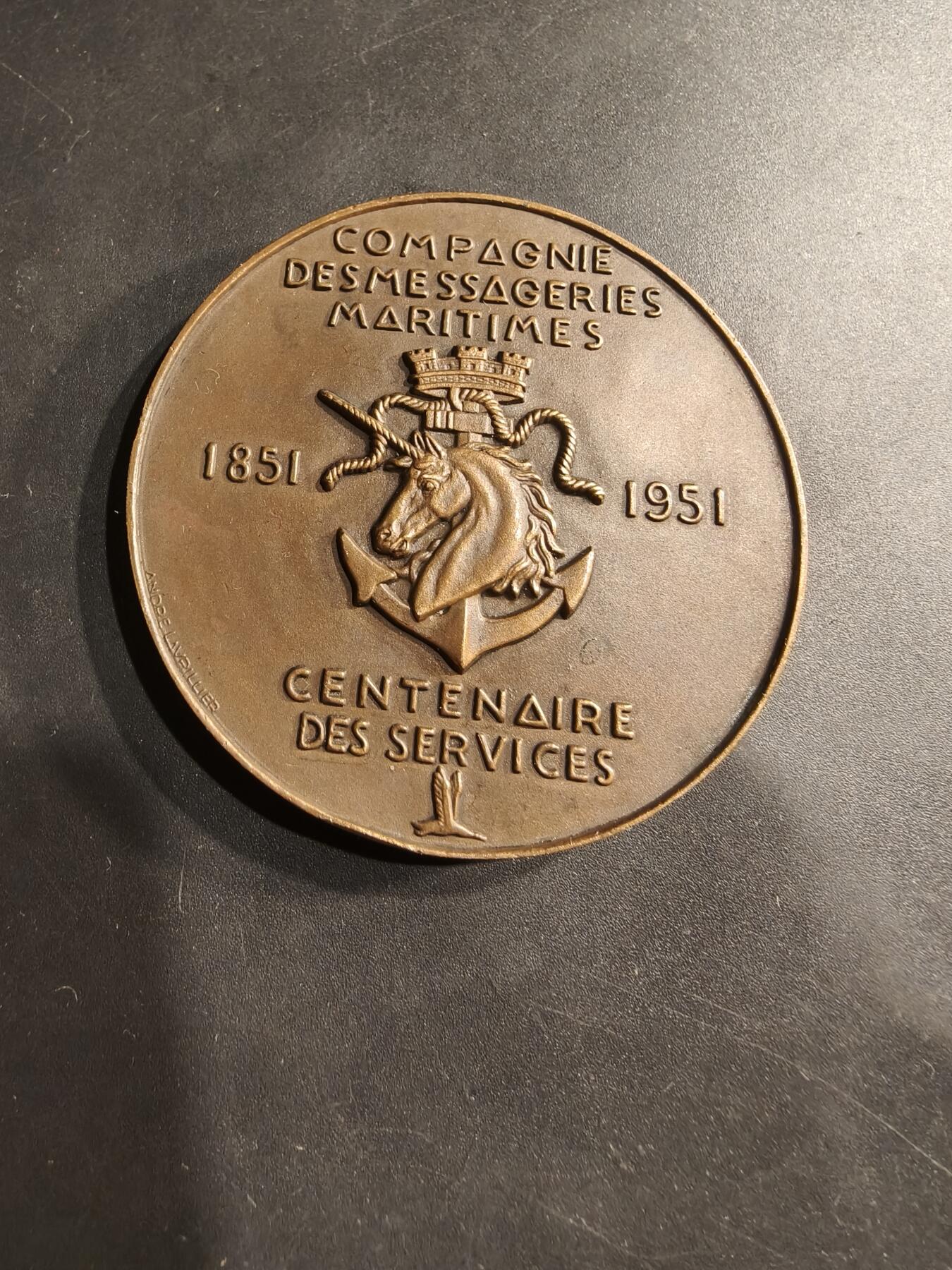 老王徽章第184期 法国邮船公司成立100周年大铜章     直径58mm    重量112.5g