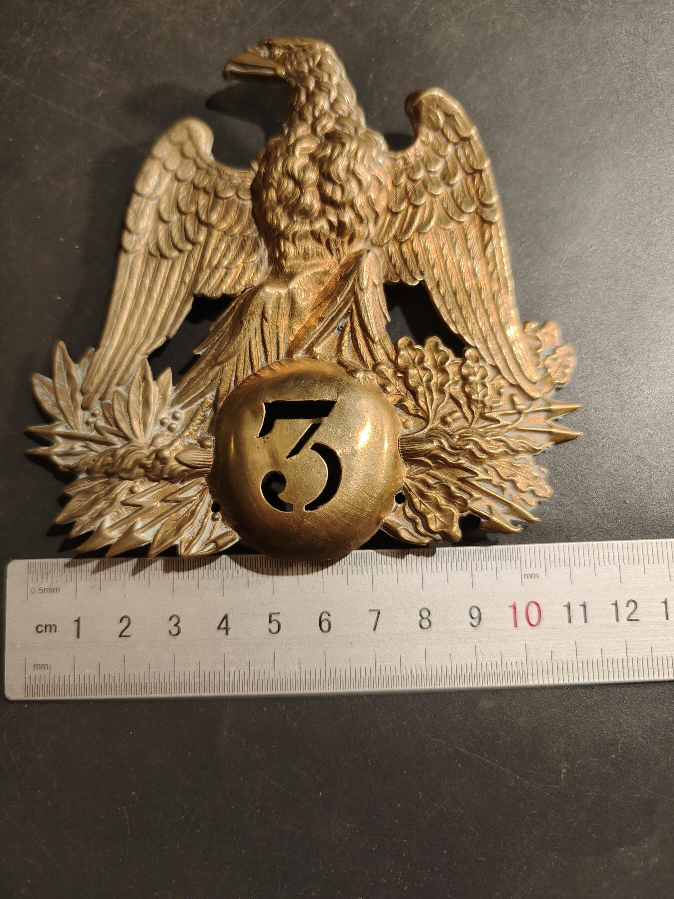 老王徽章第184期 法国第二帝国1852式沙科帽帽徽     大尺寸12×11.5cm     法国第3步兵团