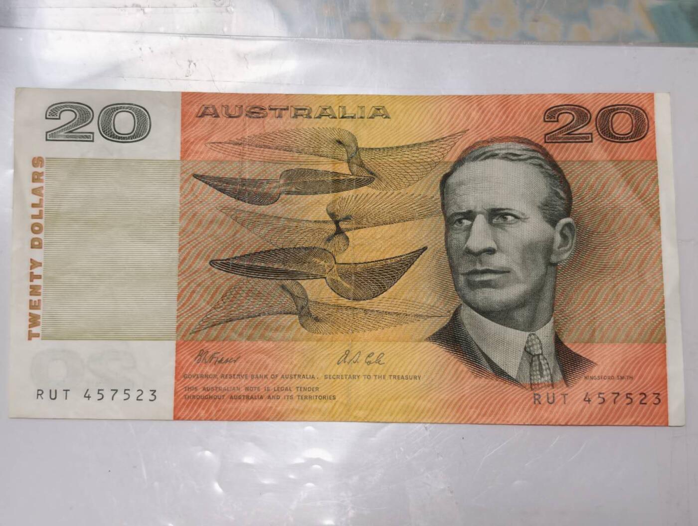 春节钱币瓷器清货捡漏拍场