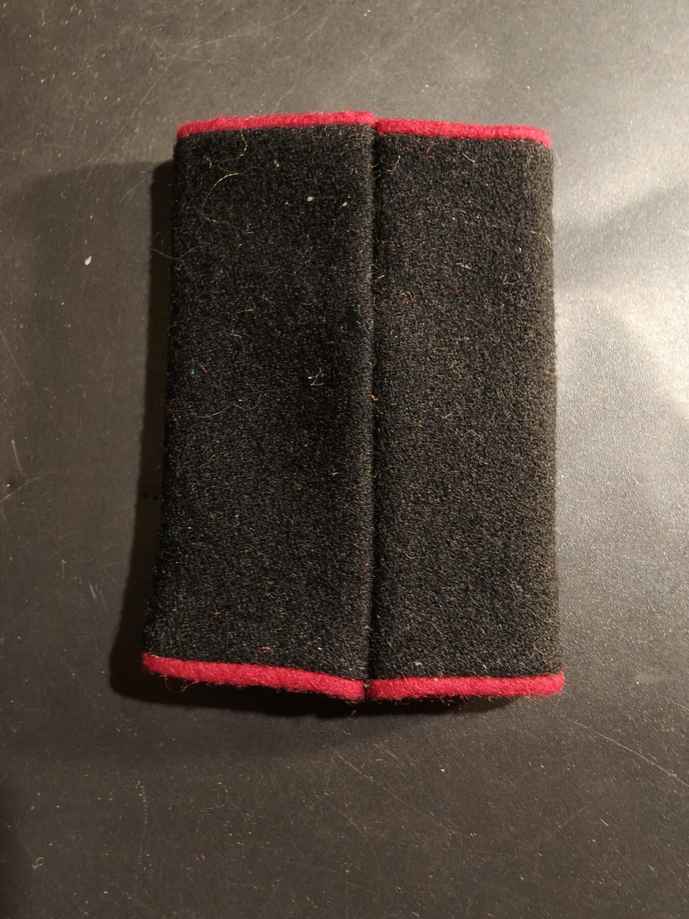 老王徽章第184期 意大利财政警察中尉肩章