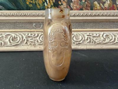 海外回流精品拍卖（五一专场） 精品-法国回流清代玛瑙铺首鼻烟壶（温润，器型大，高6.2cn，品相好）