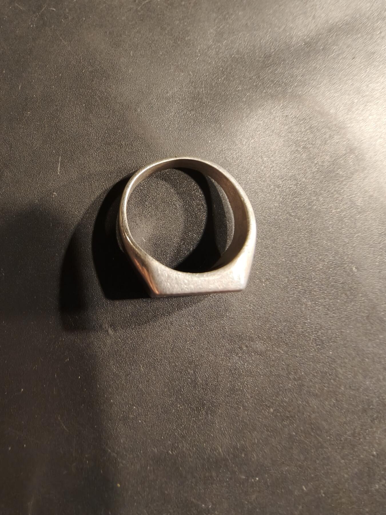 老王徽章第184期 欧洲银戒指    925银标    11g