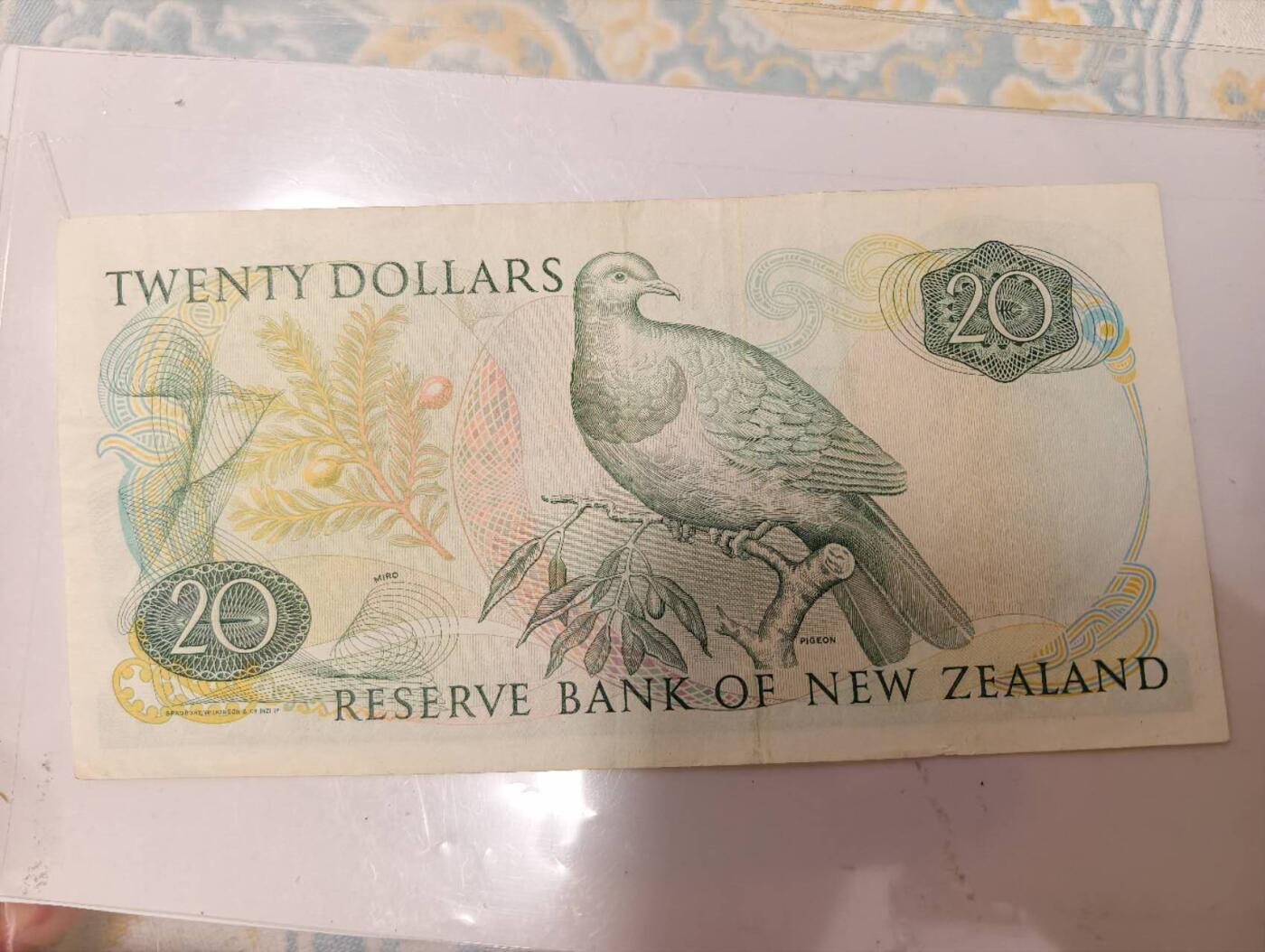 春节钱币瓷器清货捡漏拍场