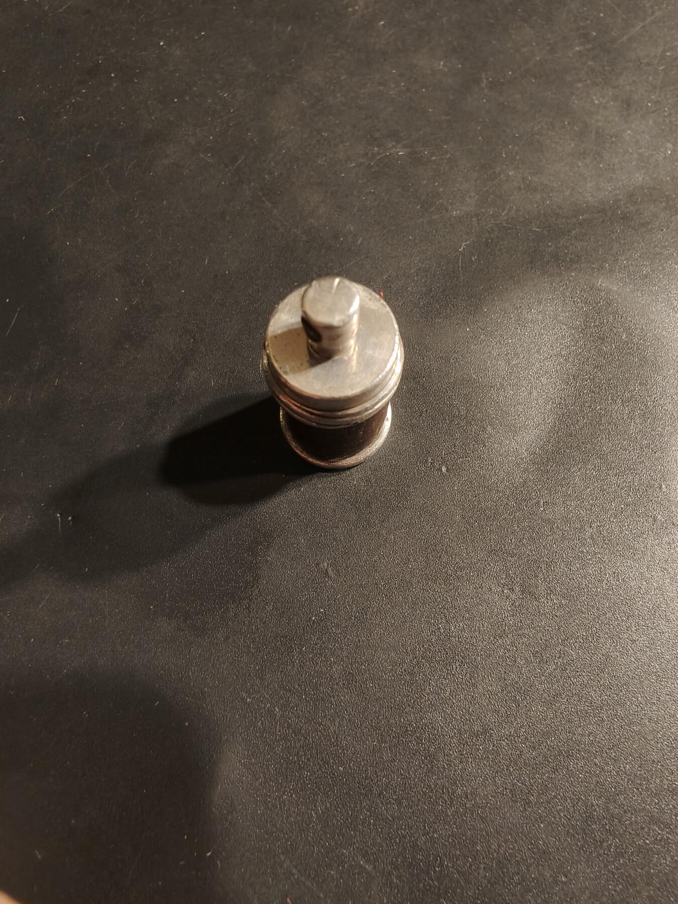 老王徽章第184期 卡地亚小银件     925银带卡地亚厂标    16.7g