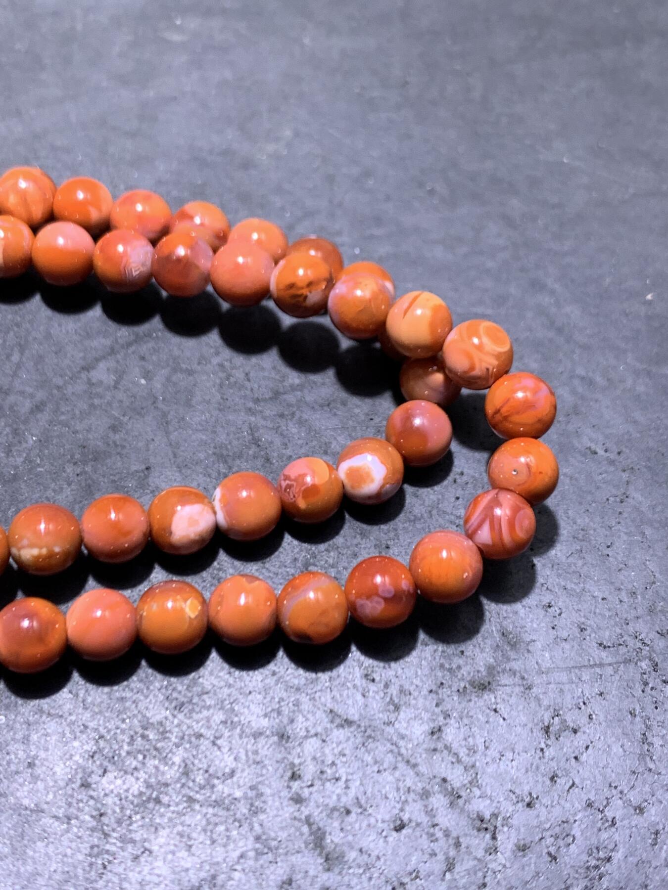 精美川料南红玛瑙多圈手串一条，