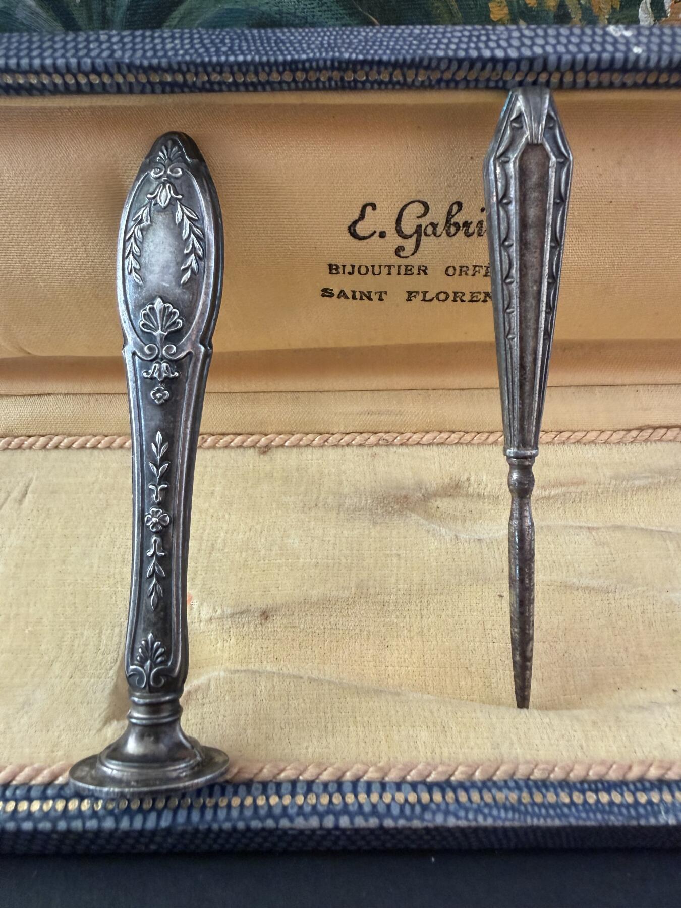 海外回流春节专场（三） 法国回流银火漆印章与工具（左起：8.9cm，9.8cm，共计：20.6g，无银标）