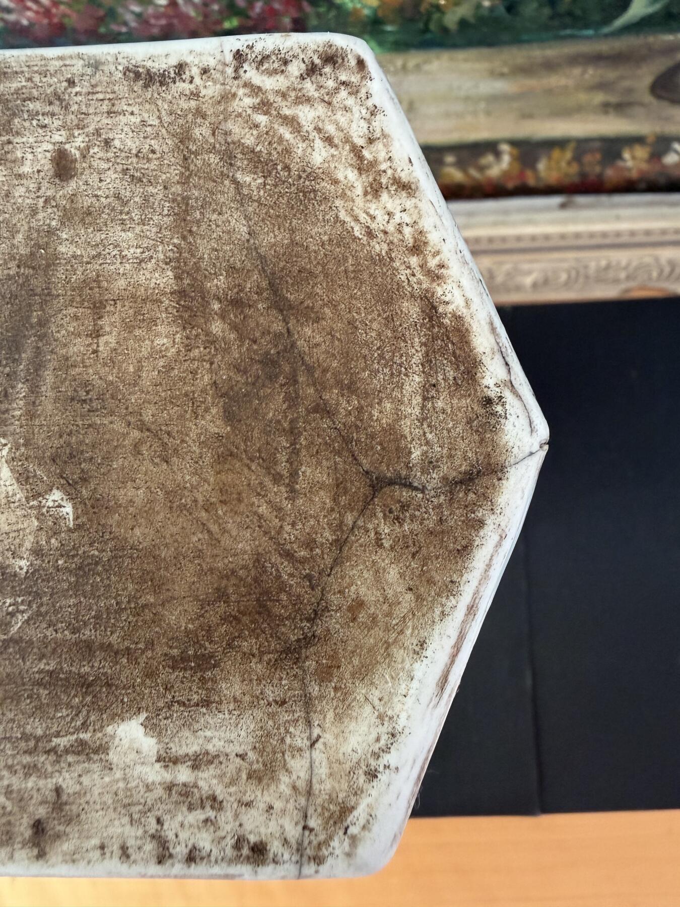 海外回流春节专场（三） 重器-法国回流清康熙五彩六棱花瓶（高：30.2cm，器型少见，画工精美，有冲线）